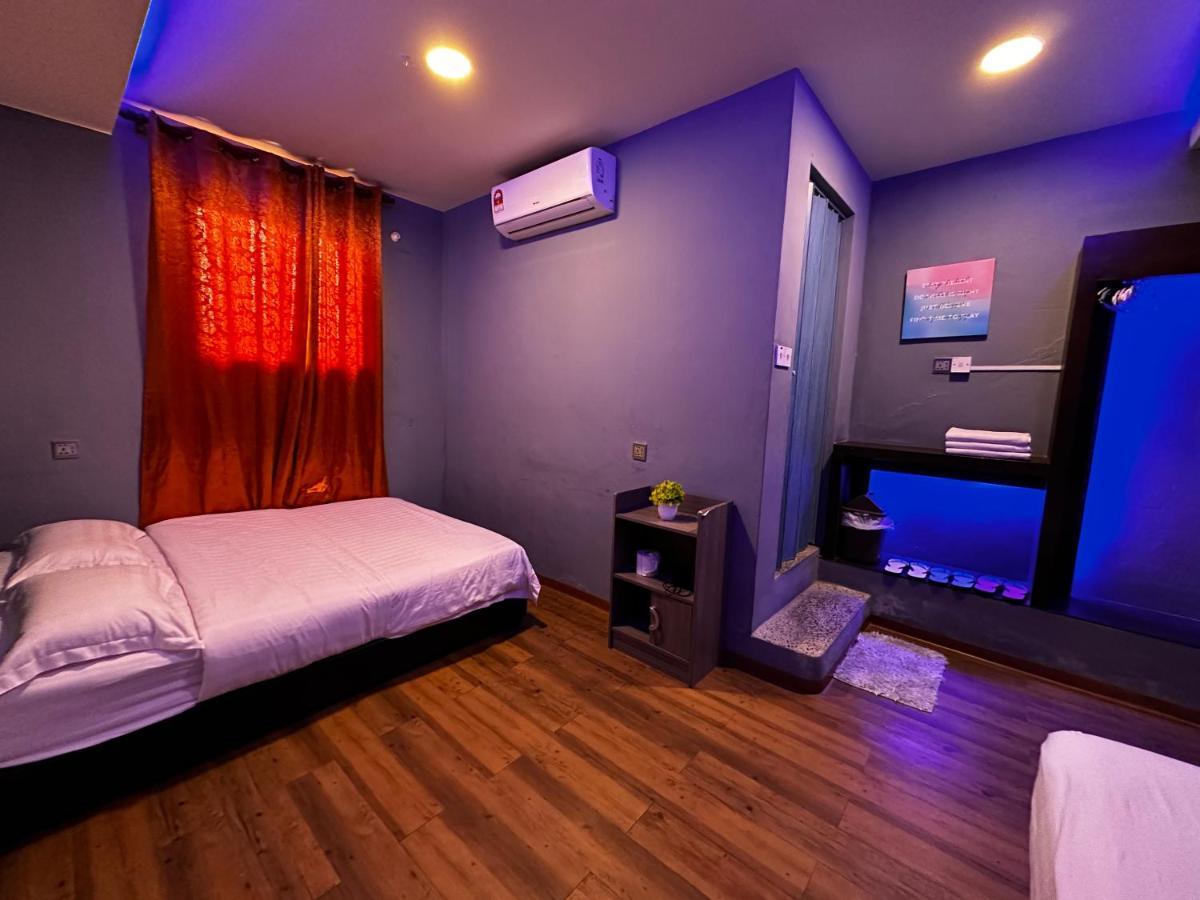 Cow B Homestay Semporna Buitenkant foto