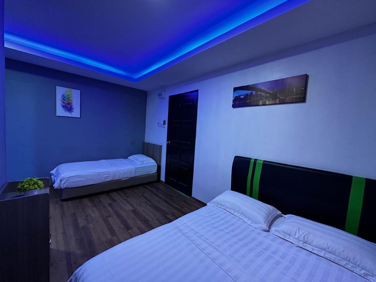 Cow B Homestay Semporna Buitenkant foto